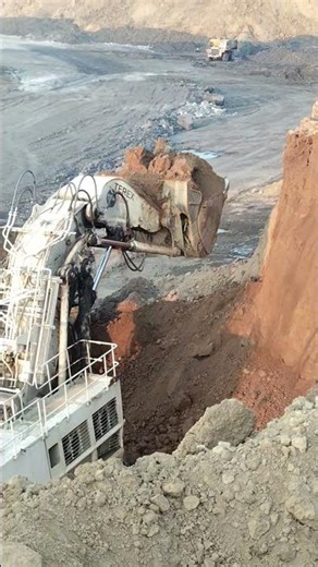 you won't to watch the exvater #automobile #heavyequipment #excavator #xcavator #monstercoalmines