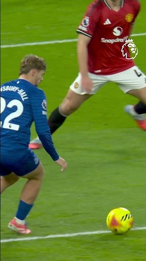 What A Strike From Dewsbury-Hall 🤩