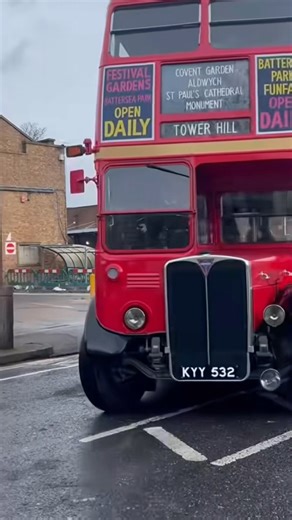 Old London bus