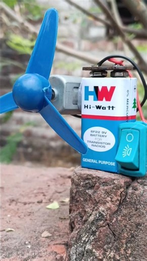 SIMPLE DC MOTOR FAN / Hw Battery Motor Science Project #dc #motor #shorts