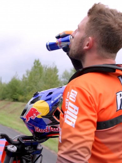 precision, timing and A LOT of math 🔢 🏍️: @lucackermann98 #redbull #givesyouwiiings #energydrink #bike #motorsports