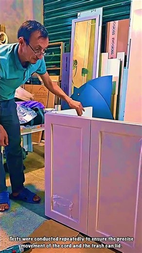 Automatic Trash Can: Installing a Pull-Out System in a Kitchen Cabinet
