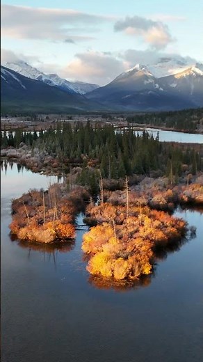 Exploring Stunning Mountain Landscapes and Lakes