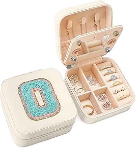 SANDJEST Personalized Jewelry Box, White Travel Jewelry Box with Initial O, Small Monogrammed Jewelry Case Organizer for Girls Women Teen Kids, Mini Travel Essentials Gifts for Birthday Christmas