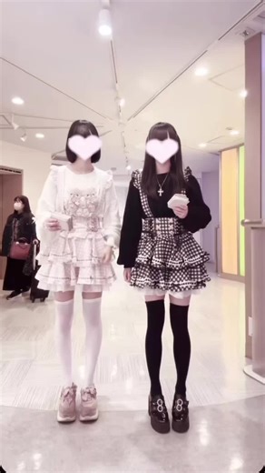 LIZ LISAのスカパンで楽しむ冬春コーデ