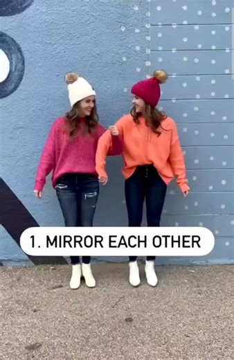 Friends Photoshoot 4 Poses #poses #photography #photoshoot #creative #bestfriend #capcut #winterfashion #2023 #viral #trending