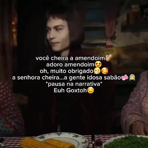 Willy Wonka e a senhora cheirando amendoim - Meme da Fábrica de Chocolate