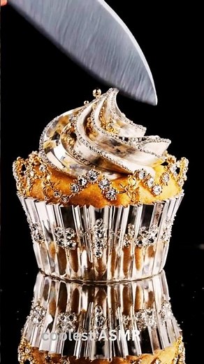 which things inside Cake cutting asmr #relaxingvideo #satisfying #aiasmr