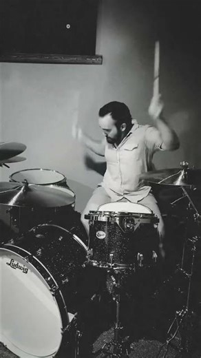 #drumpractice #bandpractice #bandrehearsal #ledzeppelin #johnbonham #ghostnotes #drumgroove #drumcam