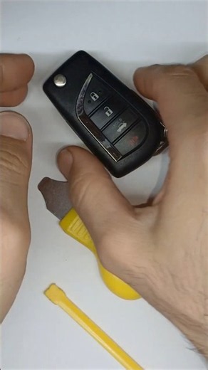 Toyota Key Fob Battery Replacement | Step-by-Step Guide