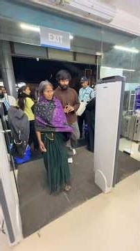 85 साल की बुजुर्ग मां की मजबूरी|| 🥲🥲🥹 Very heart touching#humanity #murliwalehausla