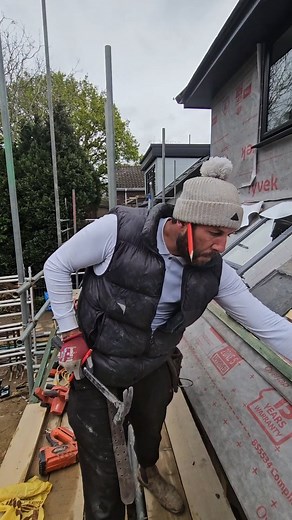 Paul Jamie Construction Ltd on Instagram: "Mastering Lean-To Roof Tiling & Velux Window Installation | Pro Tips & Lead Flashing Tutorial ⬇️⬇️⬇️⬇️⬇️⬇️⬇️⬇️⬇️⬇️⬇️⬇️⬇️⬇️⬇️⬇️⬇️⬇️ 🔨🏠 Welcome back to our channel, where we turn construction novices into pros! In today's episode, I'm taking you through the intricate process of tiling a lean-to roof, which is a vital skill for any aspiring roofer or DIY enthusiast. Not only will we tackle the basics of tiling, but I'll also guide you step-by-step throug