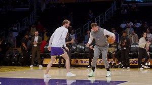 You won’t want to miss tonight’s episode of #BackstageLakers! 👀 Go behind the scenes of the #Lakers matchup against the Mavs, airing right after the postgame show on Spectrum SportsNet. 🎥🏀 | Spectrum SportsNet