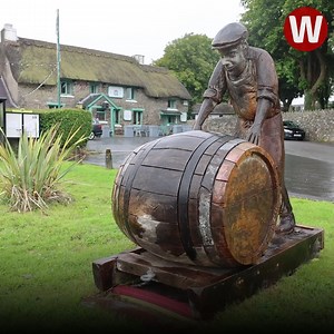 258K views · 17K reactions | Step back in time and enter the White Hart Inn, which dates back to 1371. To this day it feels, looks, and smells like a real pub 殺 | WalesOnline | Facebook