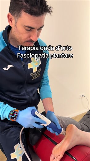 Utilizzo di onda d’urto radiale, trattamento fascite plantare. Protocollo terapeutico 1 seduta settimanale per un numero complessivo di 6/8 applicazioni. Nel nostro centro medico associamo “terapia manuale ed esercizio terapeutico” con lo scopo di aumentare le sue capacità di tolleranza ed elasticità delle sue strutture. #physiotherapy #physicaltherapy #perteeee #fisioterapia #manualtherapy