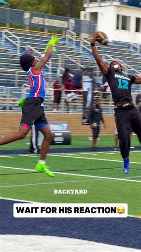 Crazy one hand interception‼️🤯 #blur #interception #footballshorts #footballskills #sports