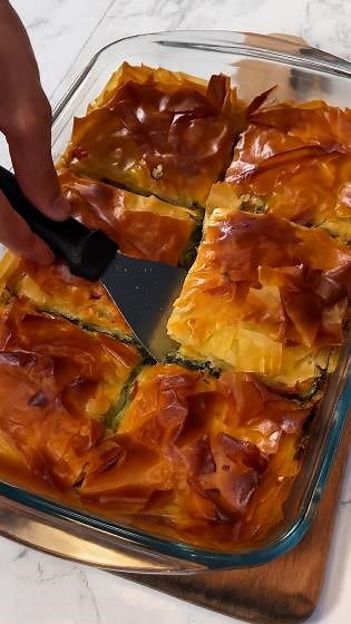 How to Make Vegan Spanakopita