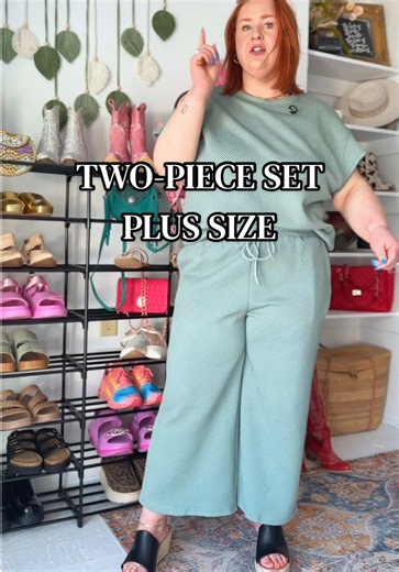Stylish Plus Size Two-Piece Set for Confidence