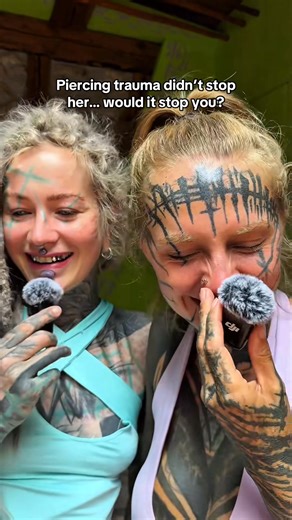 After a piercing nightmare, she still went for the tongue split 😱🔥 Fear or no fear… how far would you go | Trinity Eclectic