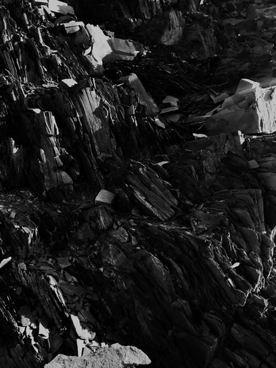 How To Cleanse Black Tourmaline: 4 Easy And Effective Methods | Calming Cosmos