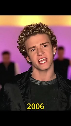 Justin Timberlake in NSYNC – It’s Gonna Be Me (May 2000)