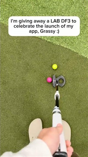 One-handed putting with the LAB DF3 #golf