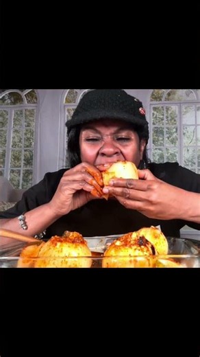 DEVOURING the VIRAL Onion Boil! 🤤🧅 #Shorts