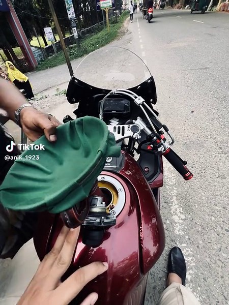 GSX-R 150 Bike Features and Performance