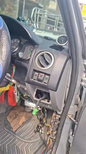 Ford T5 เปลี่ยนกล่อง ECU ครับ