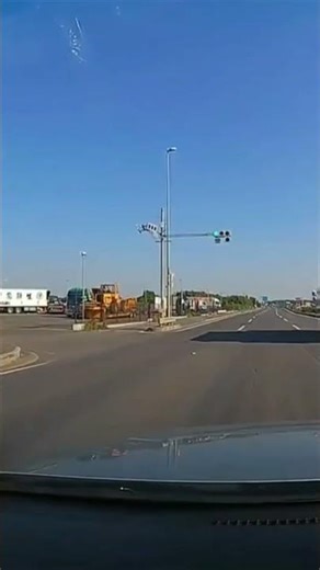 直立回転クラッシュ・・#shorts #ドライブレコーダー #迷惑運転 #危険運転 #事故