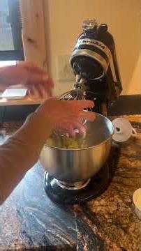 Mashed potatoes using my Kitchenaid! #mashedpotatoesrecipe #kitchenhacks #easyrecipe