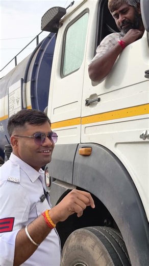 Retro Reflector वाहन पर कहाँ और कैसे लगाना चाहिए? #reflector #drivingrules #shorts