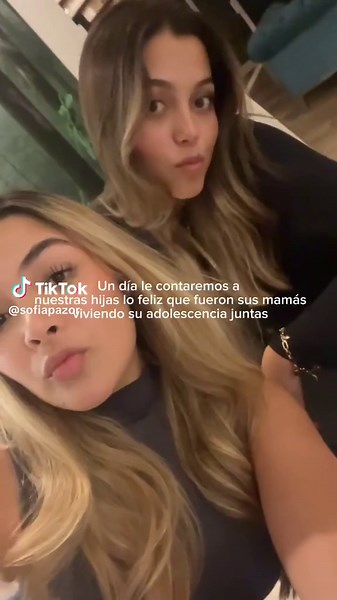 14 años y ahora al otro lado del mundo 🤞🏻 @Valentina #fyp #friends #travel #friendship #goals #trend