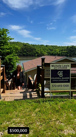 ✨Beautiful waterfront home! 📍42 Glen Meadows Ct, Linn Creek! Enjoy the view and the calm side of the lake! #lakefront #lakeoftheozarks | The Michelle Lewis Group