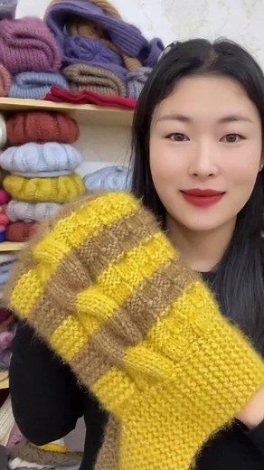 dipaknitting YouTube channel on TikTok