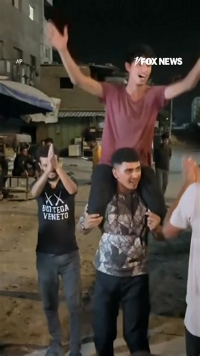 WATCH: Celebration erupts in Gaza after Hamas accepts President Trump’s peace plan, marking a possible turning point in the region’s conflict. | Fox News