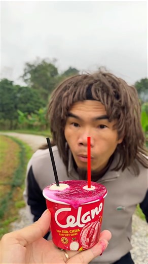 The hilarious challenge comes from the ice cream cup with many different elements #icee