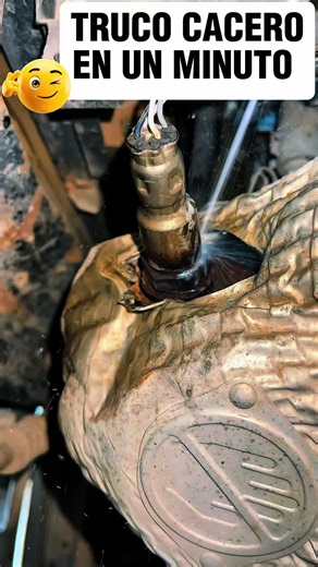 🔥 ESTO HACE QUE TU AUTO GASTE EL DOBLE DE GASOLINA... 💸📉 ¿Tu auto pierde potencia, tiembla o tiene el Check Engine encendido? 🛑 ¡ALTO! Antes de que te estafen cambiando piezas, mira cómo soluciono el alto consumo de combustible limpiando el sensor de oxígeno y destapando el catalizador con este método directo. 🛠️ La mayoría de mecánicos te dirán que