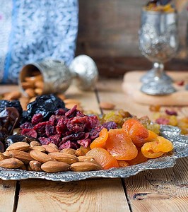 Estrogen Rich Foods: 21 Best Sources For Heart & Bone Health