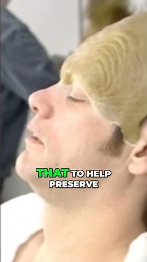 How Jim Carrey Was TRANSFORMED Into the GRINCH's Makeup