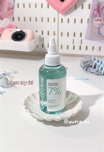 Reveal Your Radiance with 7% Glycolic Acid Essence Toner