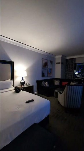 Caesars Palace Augustus Tower Fountain View King | Las Vegas Hotel Room Tour