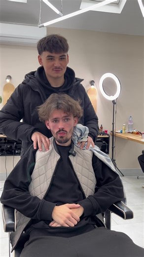 Sideshow Bob's Haircut: A Low Taper Fade Experience