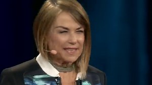 6 Signs That Prove Your Ex Is In A Rebound Relationship (And What To Do With Them)