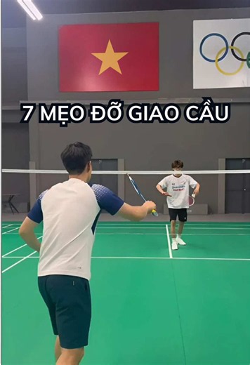 Tư thế và 7 mẹo khi đỡ giao cầu lông để chiếm lợi thế