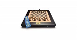 Square Off World’s Smartest Chess Board