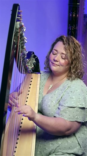 Lean on Me by Bill Withers. ❤️