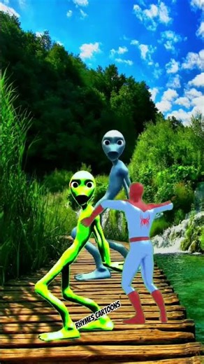 green Alien dance with spiderman #shortsviral #shortsfeed