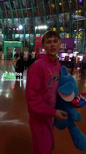 em (@whiteboyem)’s video of whiteboyem