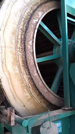 Rotary vacuum filter operation